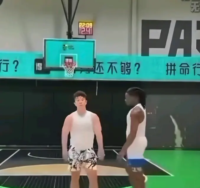 《牛教练的裤子》1080P高清画质免费播放-篮球1V1单挑爆笑名场面全集-牛教练的裤子无删减在线观看